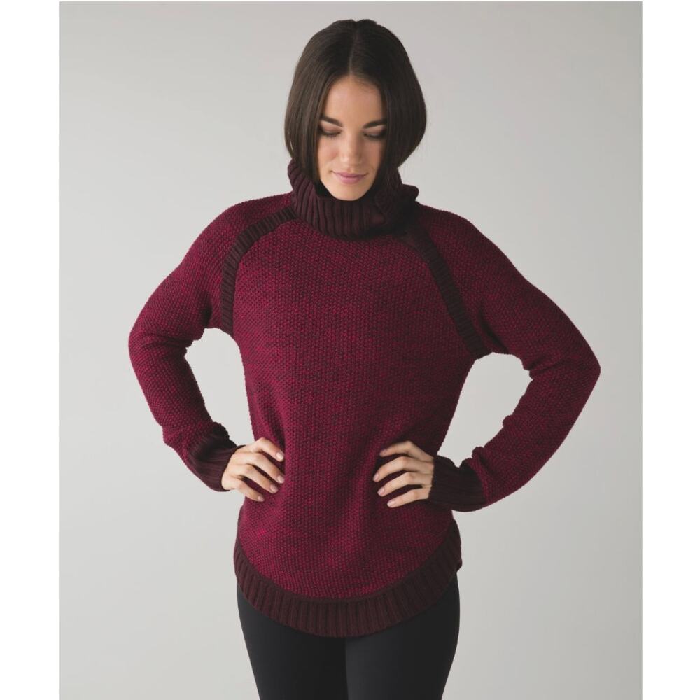 Lululemon Passage to Pranaโ Sweater in Berry Size 8